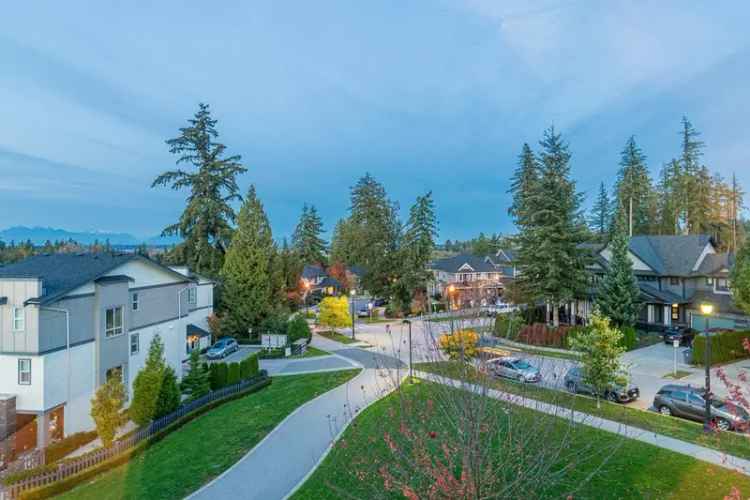 4 Bedroom 3.5 Bath Home in Grandview Heights