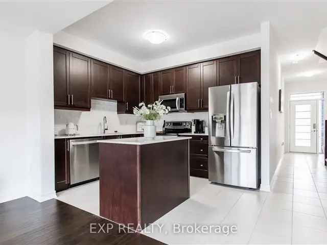 End Unit Freehold Townhouse in Paris Ontario