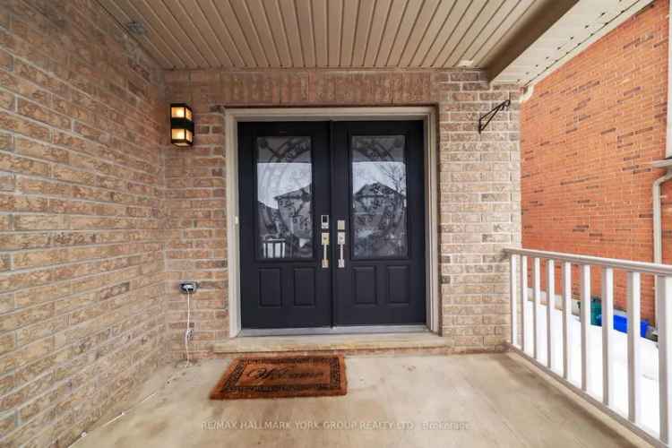 House For Sale in 133, Long Street, Bradford West Gwillimbury, Ontario