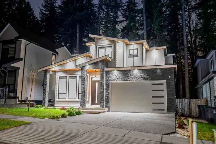 Fraser Heights 6 Bed 7 Bath House Near Pacific Academy