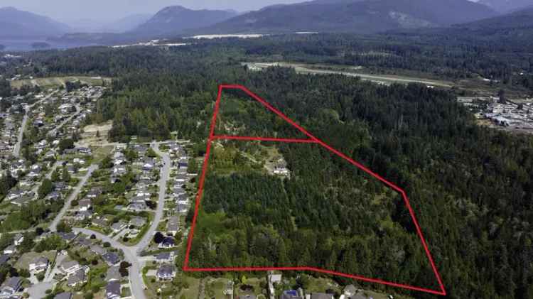 A $3,900,000.00 House with Acreage with 1 bedroom in Sechelt District, Sunshine Coast