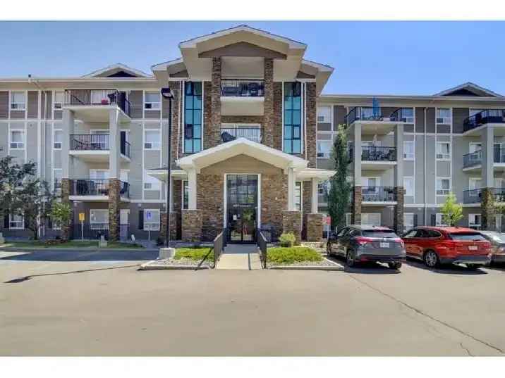 Rent spacious 2-bedroom condo in South Terwillegar with modern features