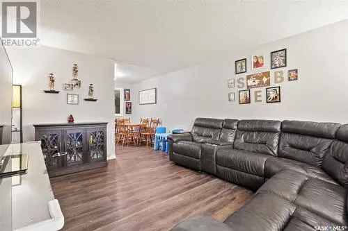 House For Sale In Mount Royal, Saskatoon, Saskatchewan