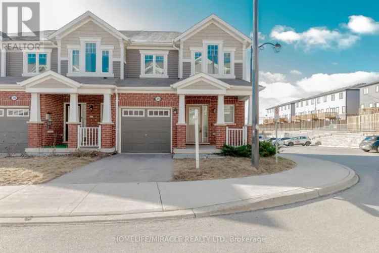 3 Bedroom Townhouse in Cambridge ON 2 Car Parking