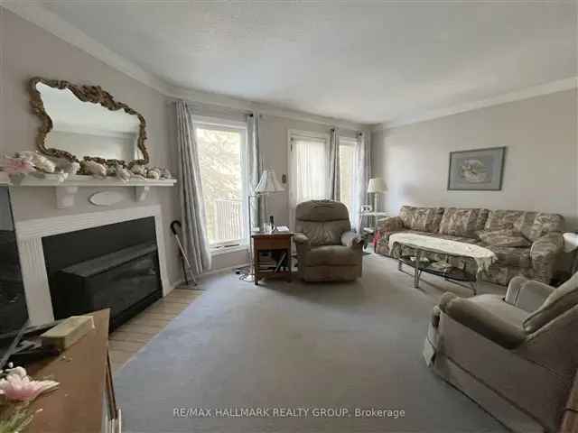 3 Bedroom 2 5 Bath Condo Townhouse in Kanata