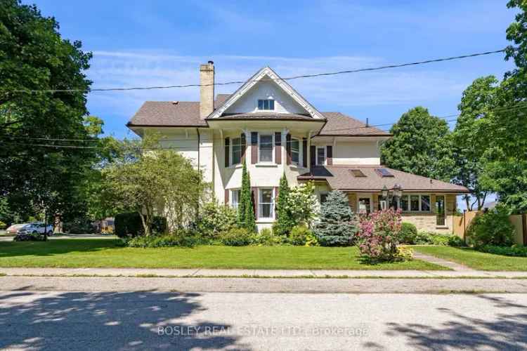 House For Sale in Harrison, Ontario