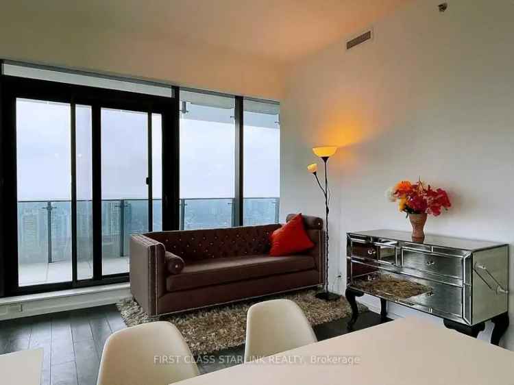 Buy Luxury Modern Condo in Downtown Toronto with Amazing City Views