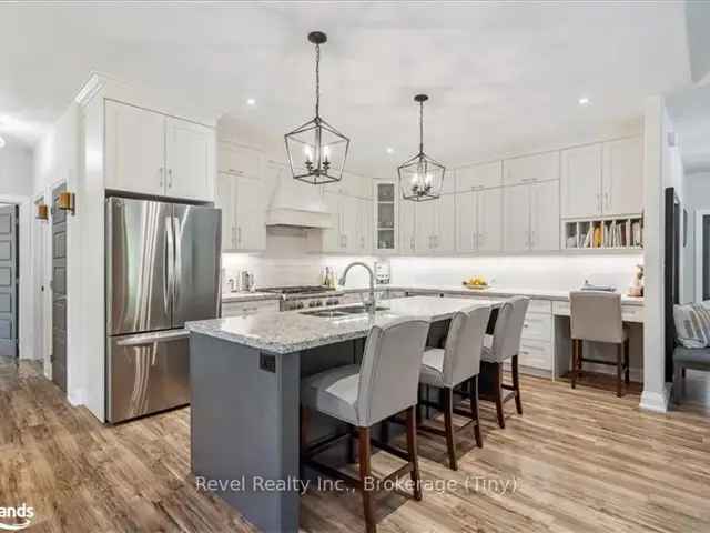 Modern Ranch Bungalow Near Georgian Bay Beaches