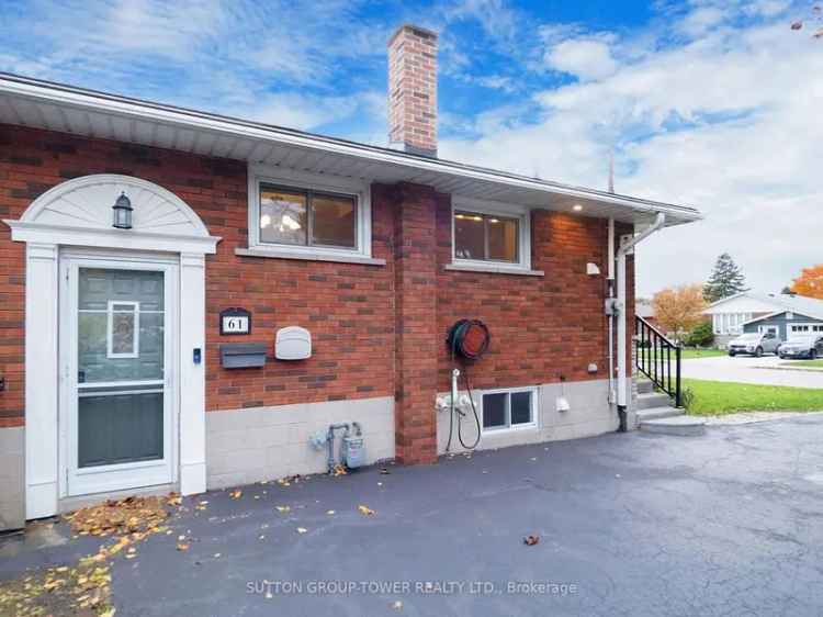 House For Sale in Hamilton, Ontario