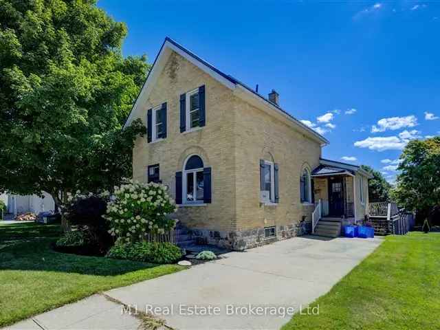 Charming 4-Bedroom Hanover Home with Huge Deck and Fire Pit