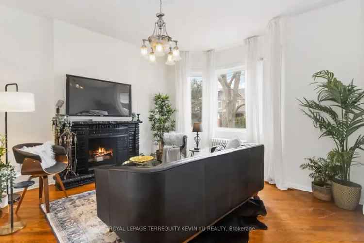 House For Sale , 23, Kenneth Avenue, Toronto, Ontario