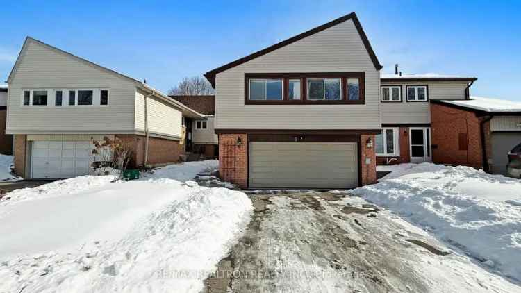 Spacious Duplex-Style Raised Bungalow in North Agincourt
