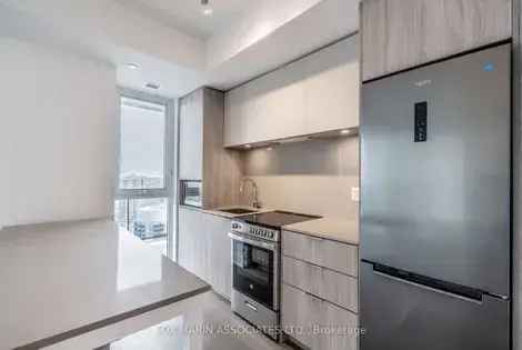 2 Room 3520 m² Toronto Waterfront Condo