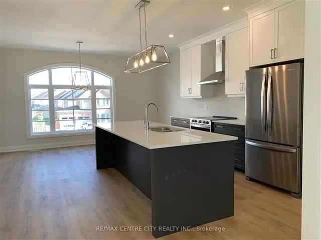 Modern Townhome in Sunningdale: 4 Beds, Chef's Kitchen, Private Terrace