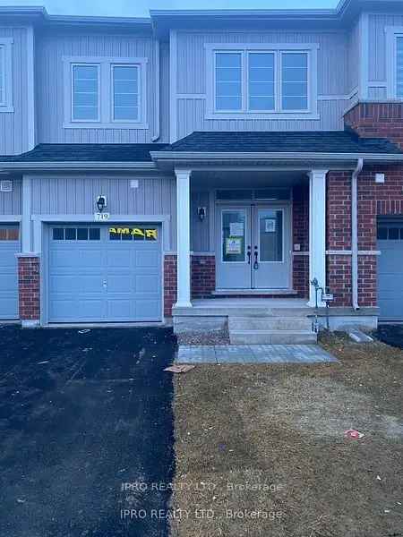 House For Sale in Shelburne, Ontario