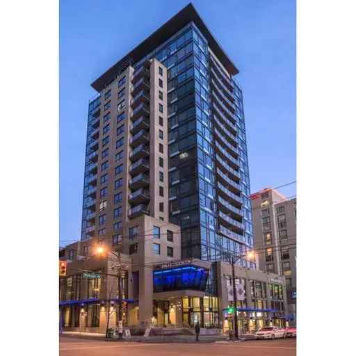 Apartment For Rent in 177, Robson Street, Vancouver, British Columbia