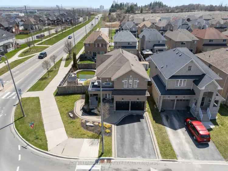 Stunning All Brick 4-Bedroom Family Home with Pool and Hot Tub