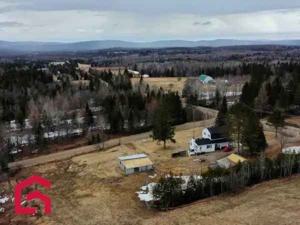 Country House on 72 Acres in Nominingue