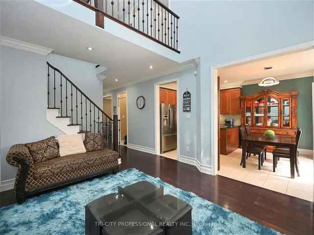 House For Sale in Brampton, Ontario