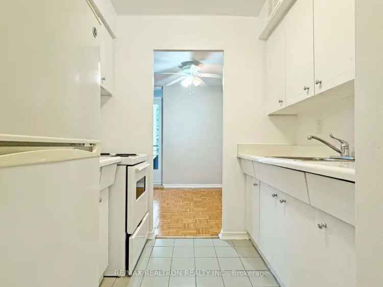 Rent one bedroom apartment in downtown with modern amenities