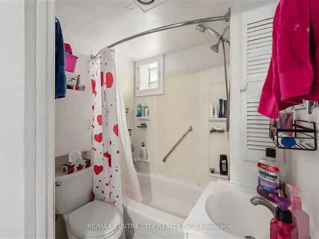 House For Sale in 865, Van Street, London, Ontario