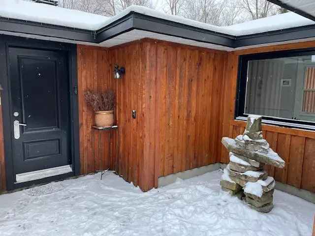 Bungalow for Sale in Eastman