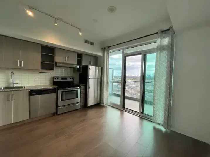 1Bed1ParkingLeasideCondo with Amazing View