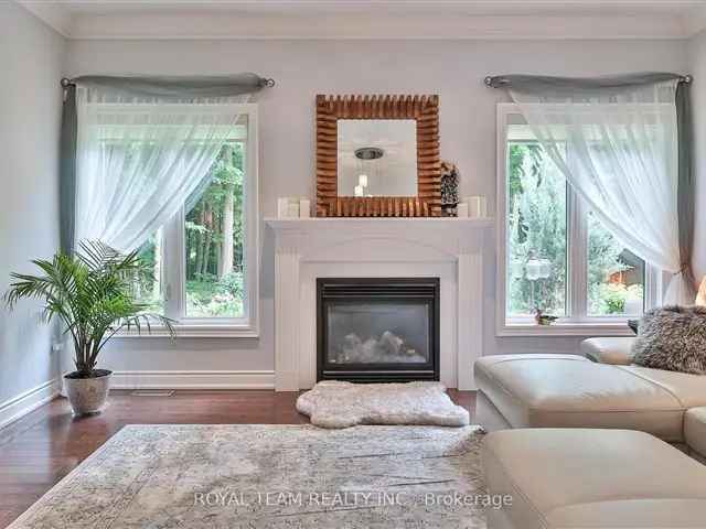 House For Sale in Uxbridge, Ontario