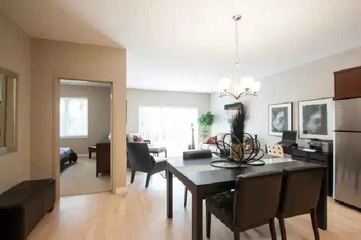 One bedroom in South St. Vital