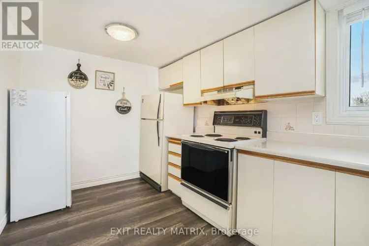 Charming 2-Bedroom Condo Near Amenities