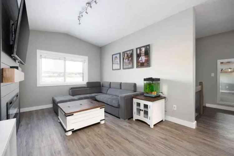 House For Rent in Fort McMurray, Alberta