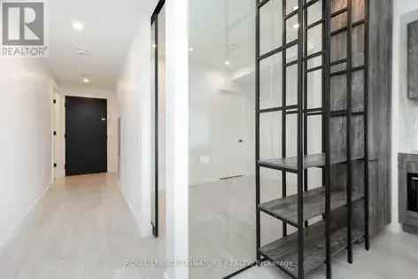 2 rooms apartment of 562 m² in Toronto