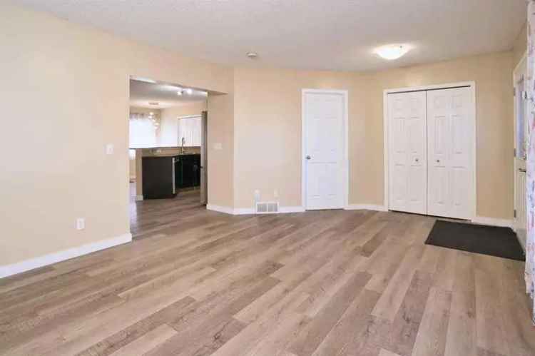 House For Rent in Calgary, Alberta