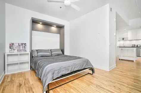 2 rooms studio of 44 m² in Montreal