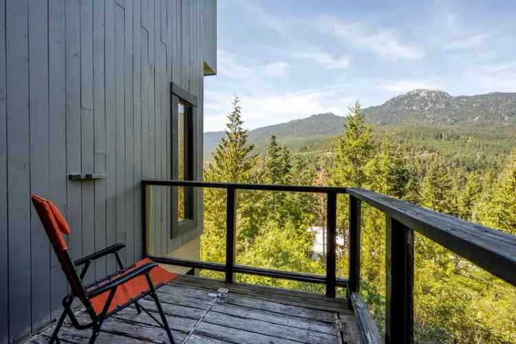 Sundance Whistler Condo 1312 sq ft 2 Beds 2 Baths Gondola Access