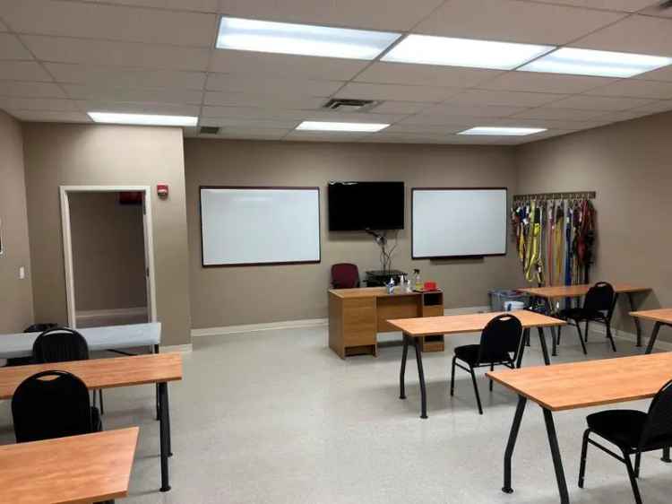 Office For Sale in Grande Prairie, Alberta