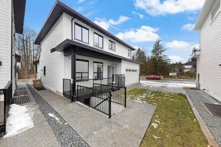 New 6-Bedroom Home with 2 Legal Suites in Surrey