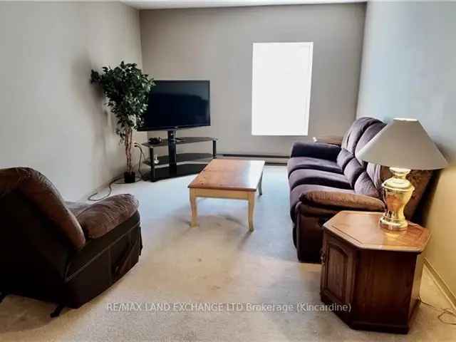 Cozy Downtown Kincardine One-Bedroom Apartment