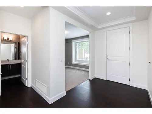 House For Sale in Morgan Crest South Surrey