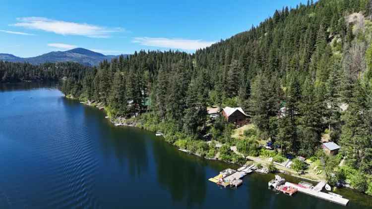 Stunning Lakefront Resort Featuring 10 Cabins, 45 RV Sites and Frontage on Pillar Lake - Pillar Lake, BC