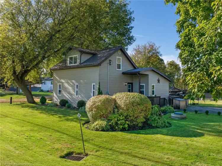 House For Sale in Courtland, Ontario