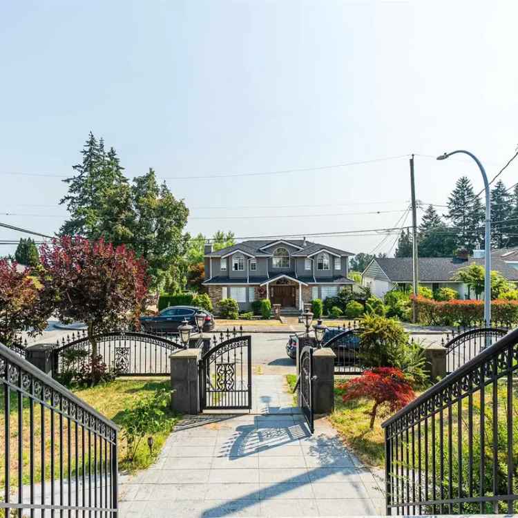 Burnaby South Custom Home 5 Beds 2 Suites Mountain View