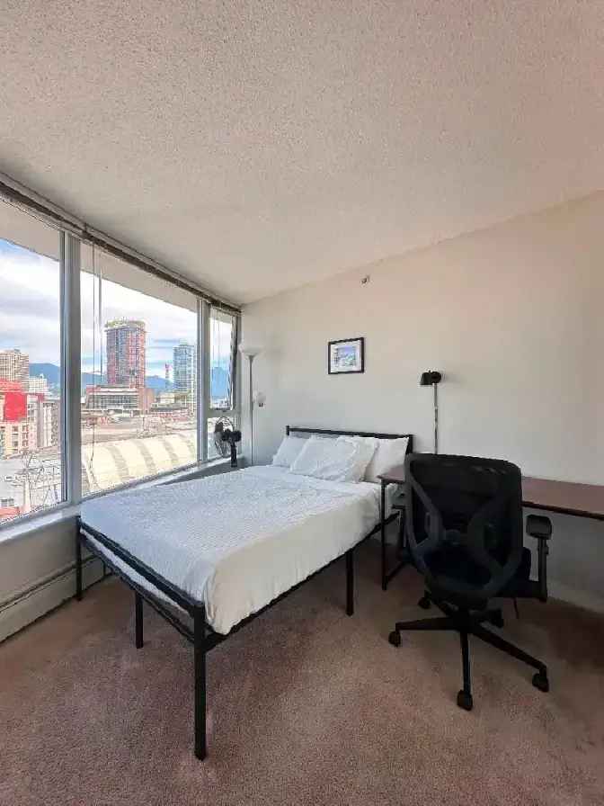 Stress-Free Room for Rent - Downtown