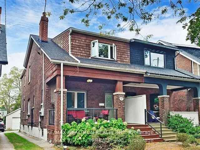 House For Sale in Toronto, Ontario