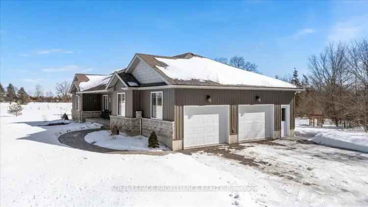 Buy Bungalow in Belleville with 32 Acre Lot and Modern Features