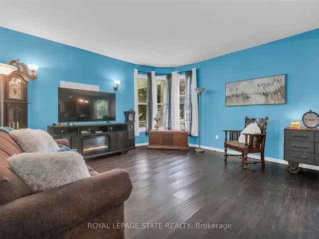 House For Sale in Grimsby, Ontario